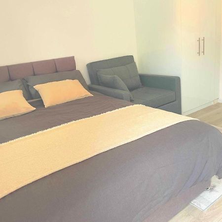 Studio Flat Private Bathroom Wc And Kitchenette 伦敦 外观 照片