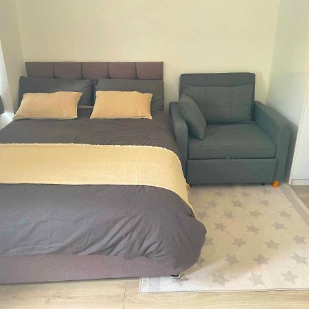 Studio Flat Private Bathroom Wc And Kitchenette 伦敦 外观 照片